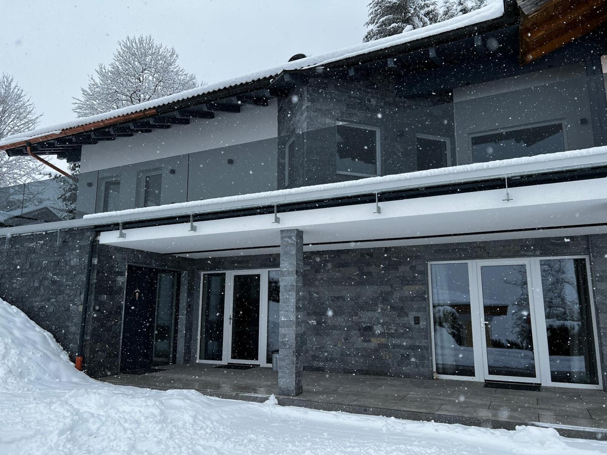 Mountain Home Alpendorf Plankenau Bagian luar foto
